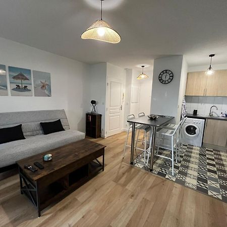 Appartement Avec Jardin A Rochefort المظهر الخارجي الصورة