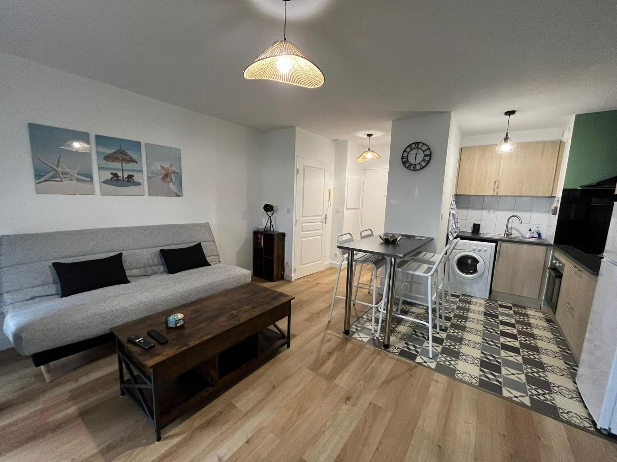 Appartement Avec Jardin A Rochefort المظهر الخارجي الصورة