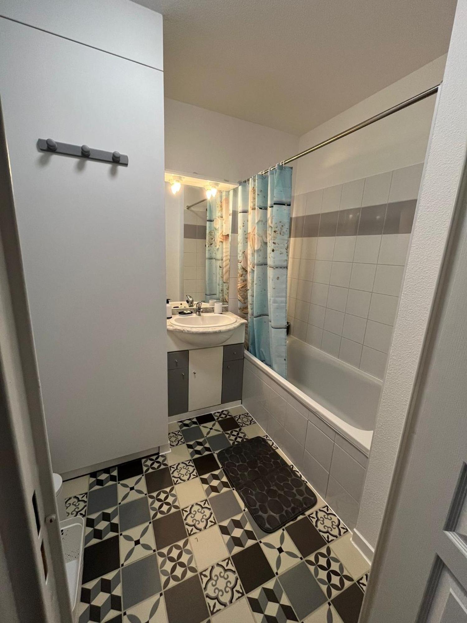 Appartement Avec Jardin A Rochefort المظهر الخارجي الصورة
